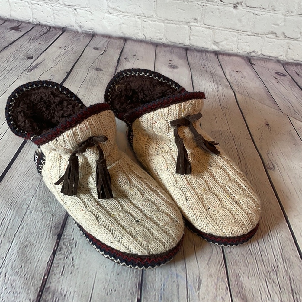 Muk Luks boots